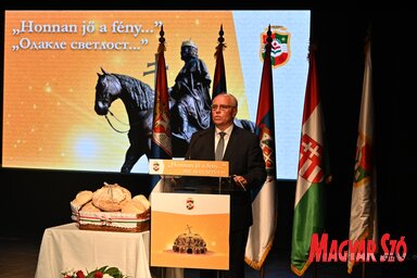 Hajnal Jenő, az MNT elnöke (Ótos András felvétele)