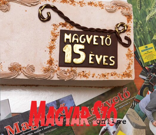 A temerini Sixteen cukrászda tortája nagyon finom volt (Fotó: Dávid Csilla felvétele) A temerini Sixteen cukrászda tortája nagyon finom volt (Fotó: Dávid Csilla felvétele)