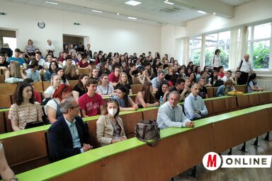 Több mint 200 középiskolás érkezett az Újvidéki Egyetem Technológiai Karára (Fotó: Tóth D. Lívia felvétele)