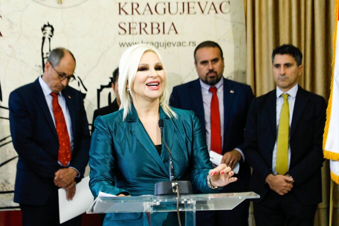 Zorana Mihajlović: Van elegendő fűtőolaj, nyersolaj, kőolajszármazék, földgáz, a hiányzó villanyáramot pedig behozatallal pótoljuk (Fotó: Beta)
