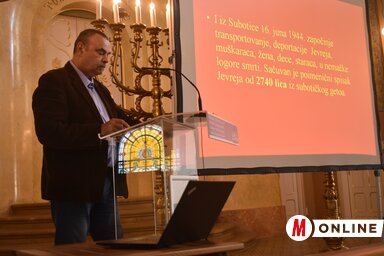 Stevan Mačković a szabadkai zsidóság történetét ismertette (Fotó: Patyi Szilárd)