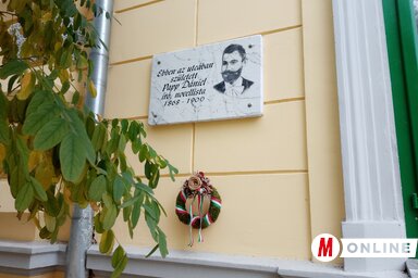 Papp Dániel emléktáblája a MÉF székházának falán (Kazinczy Paszterkó Diana felvétele)