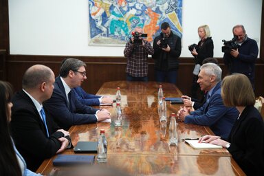 Beograd, 24.10.2022. - Predsednik Srbije Aleksandar Vucic i ambasador Rusije u Srbiji Aleksandar Bocan-Harcenko sastali su se danas u Predsednistvu Srbije. (BETAPHOTO/MILOS MISKOV)