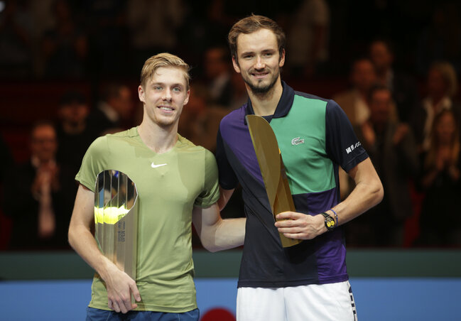 A bécsi torna döntősei: Dennis Shapovalov és Danyiil Medvegyev (Fotó: Beta/AP) A bécsi torna döntősei: Dennis Shapovalov és Danyiil Medvegyev (Fotó: Beta/AP)