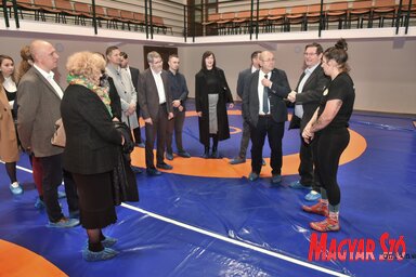 A Vajdasági Birkózóakadémián is látogatást tettek a politikusok (Gergely Árpád felvétele)