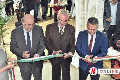 Az ünnepélyes szalagátvágás (Gergely Árpád felvétele)