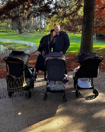 A boldog család a parkban (Rúzsa Magdi Instagram-oldala)