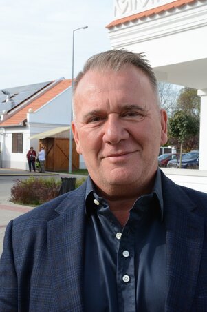 Hégely Sándor fesztiváligazgató (Fotó: Paraczky László) Hégely Sándor fesztiváligazgató (Fotó: Paraczky László)