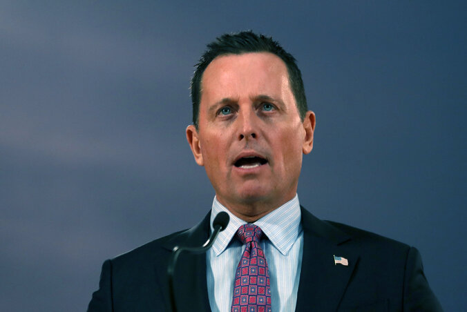 Richard Grenell, az amerikai elnök Belgrád és Pristina közötti kapcsolatokkal foglalkozó különmegbízottja, és az Egyesült Államok németországi nagykövete (Fotó: Beta/AP) Richard Grenell, az amerikai elnök Belgrád és Pristina közötti kapcsolatokkal foglalkozó különmegbízottja, és az Egyesült Államok németországi nagykövete (Fotó: Beta/AP)