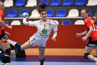 A szerbek az utolsó pillanatban veszítették el a meccset (Fotó: EHF/Marius Ionescu, Mihai Nițoiu)