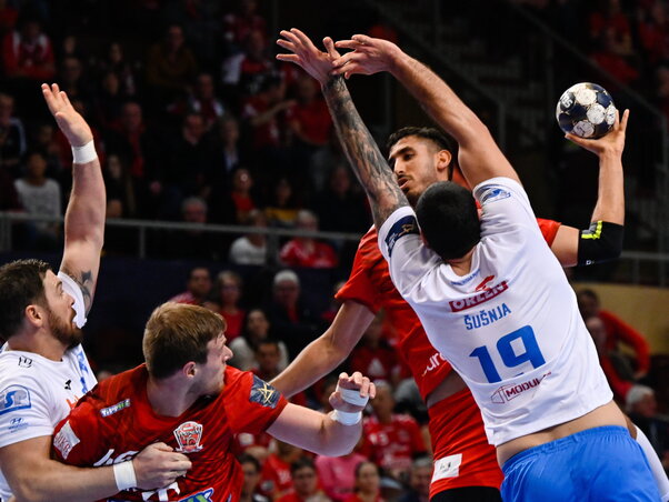 A Veszprém örömjátékkal győzte le a korábban őket is irányító Xavi Sabaté csapatát (Fotó: MTI) A Veszprém örömjátékkal győzte le a korábban őket is irányító Xavi Sabaté csapatát (Fotó: MTI)