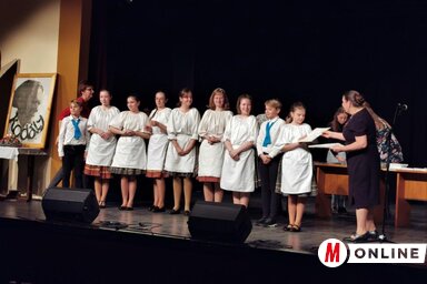 Nyolc hangszeres szólista, hét zenekar, huszonegy énekszólista és kettős, valamint tizenhat énekcsoport mutatkozott be a topolyai népzenei versenyen (Fotó: Herceg Elizabetta)