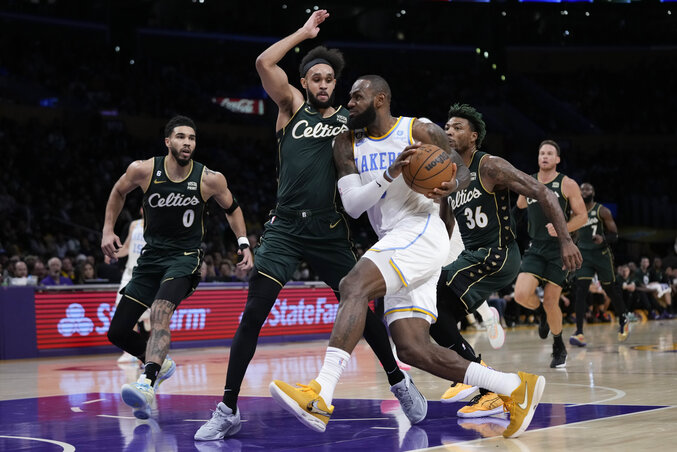 LeBron James két hét múlva 38 éves lesz, de még mindig félelmetes ellenfél (Fotó: Beta/AP) LeBron James két hét múlva 38 éves lesz, de még mindig félelmetes ellenfél (Fotó: Beta/AP)