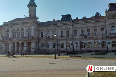 Óbecse központja (Kancsár Izabella felvétele)