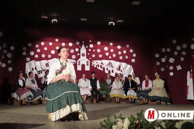 A karácsonyi műsor az adai színházteremben (Fotó: Csincsik Zsolt)