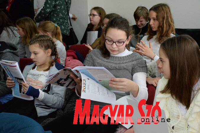 A pályázat célja az olvasó- és írótábor-utánpótlás-nevelés (Dávid Csilla) A pályázat célja az olvasó- és írótábor-utánpótlás-nevelés (Dávid Csilla)