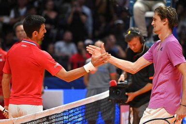 Đoković csak nyomokban játszott magához méltó módon a súlyos sérüléséből lábadozó Zverev ellen…