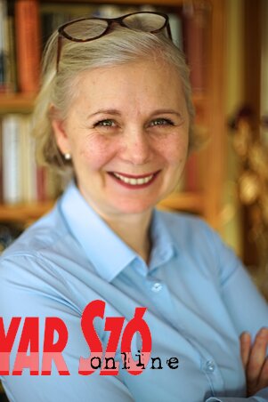 Lovas Ildikó (Fotó: Molnár Edvárd) Lovas Ildikó (Fotó: Molnár Edvárd)