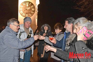 Fergeteges bulira számíthatnak azok, akik Pétervárad Óvárosában tervezik bevárni az új esztendőt (Fotó: Ótos András felvétele)