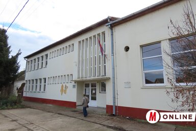 Az adai baraparti iskolát újra belakják a kisiskolás tanulók