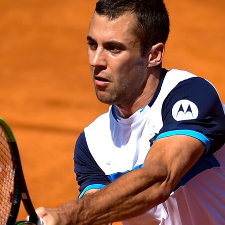 Györe Laci egyáltalán nem esélytelen a világranglista harmadik helyezettjével szemben (Fotó: tennis.com) Györe Laci egyáltalán nem esélytelen a világranglista harmadik helyezettjével szemben (Fotó: tennis.com)