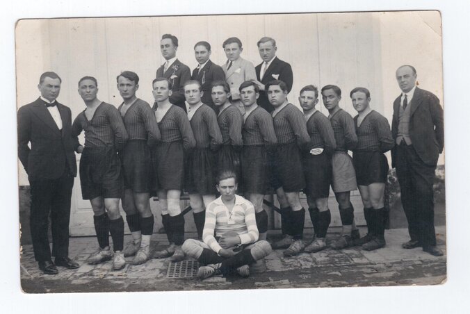 Csantavéri labdarúgók 1930-ban Csantavéri labdarúgók 1930-ban