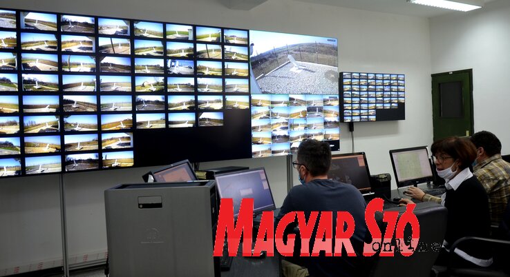 A mezőgazdasági titkárság az idén befejezi a vajdasági jégelhárító rendszerek teljes felújítását és automatizálását (Fotó: Dávid Csilla) A mezőgazdasági titkárság az idén befejezi a vajdasági jégelhárító rendszerek teljes felújítását és automatizálását (Fotó: Dávid Csilla)