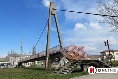 A nagybecskereki függőhíd (Kecskés István felvétele)