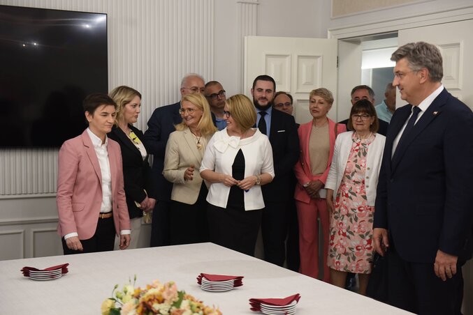 Andrej Plenković szerbiai látogatása során előbb Mitrovicát kereste fel (Fotó: Beta) Andrej Plenković szerbiai látogatása során előbb Mitrovicát kereste fel (Fotó: Beta)