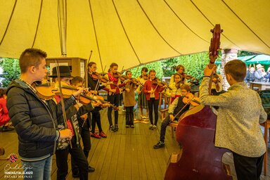 A térségben a hagyományőrzésnek igen gazdag története van