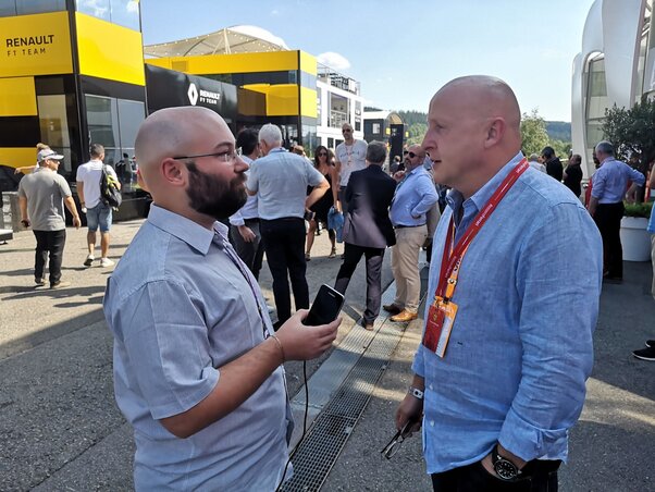 Munka közben: interjú a boszniai születésű Miodrag Koturral, aki Michael Schumacher idejében logisztikai főnökként dolgozott a Ferrarinál