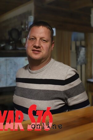 Juhász Gábor (Fotó: Lakatos János) Juhász Gábor (Fotó: Lakatos János)