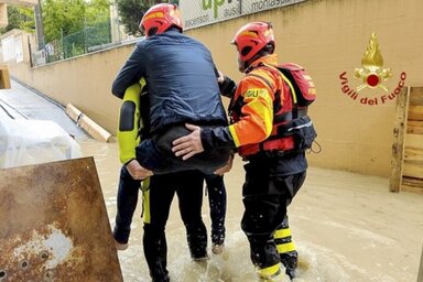 Tanjug/Vigili del Fuoco/AP