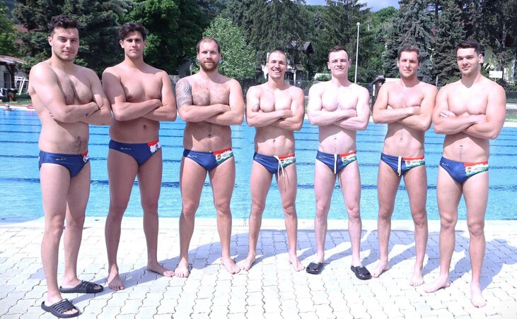 A bronzérmes magyar csapat, balról jobbra: Kolozsi Marcell, Kardos Gergely, Pellei Frank, Boros Tamás csapatkapitány Keresztúri Márton, Bencz Rolf és Nagy Norbert (Fotó: vlv.hu) A bronzérmes magyar csapat, balról jobbra: Kolozsi Marcell, Kardos Gergely, Pellei Frank, Boros Tamás csapatkapitány Keresztúri Márton, Bencz Rolf és Nagy Norbert (Fotó: vlv.hu)