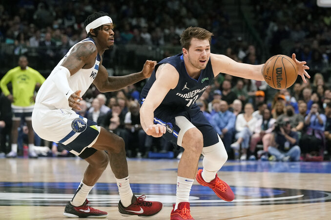 Dončićot megizzasztotta a Minnesota védelme, de a Dallas behúzta a győzelmet (Fotó: Beta/AP)