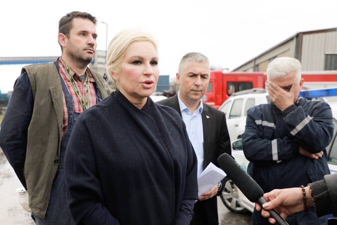 A szerencsétlenség helyszínét az elsők között kereste fel Zorana Mihajlović energetikai és bányászati miniszter (Fotó: Beta) A szerencsétlenség helyszínét az elsők között kereste fel Zorana Mihajlović energetikai és bányászati miniszter (Fotó: Beta)