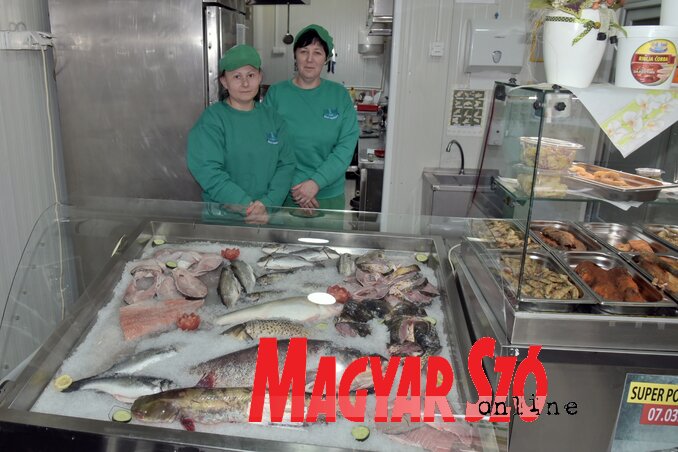 A Fish&Food halasboltban mindig friss a kínálat (Fotó: Gergely Árpád)