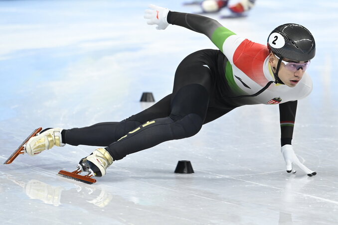 A magyar korcsolyacsapat eddig két bronzérmet szerzett. A felvételen Liu Shaolin Sándor a rövidpályás gyorskorcsolyázók 500 méteres versenyének előfutamában (Fotó: MTI)