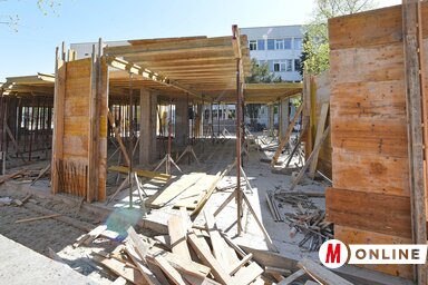 Épül az új tornaterem (Fotó: Ótos András felvétele)