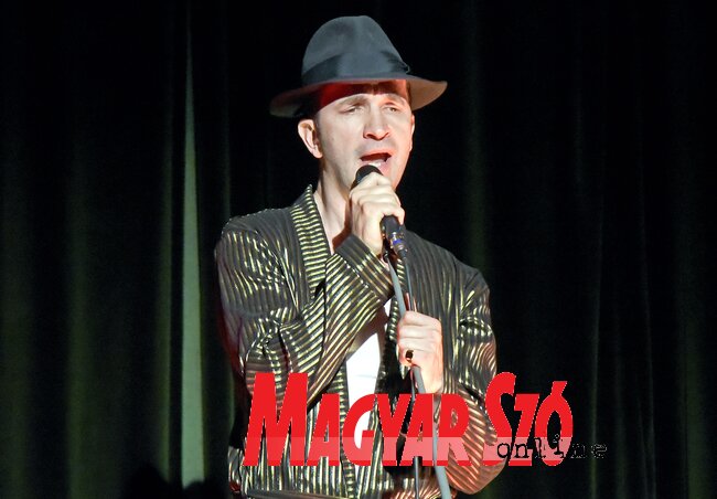 Bakos-Kiss Gábor Frank Sinatra-estje (Gergely Árpád felvétele) Bakos-Kiss Gábor Frank Sinatra-estje (Gergely Árpád felvétele)
