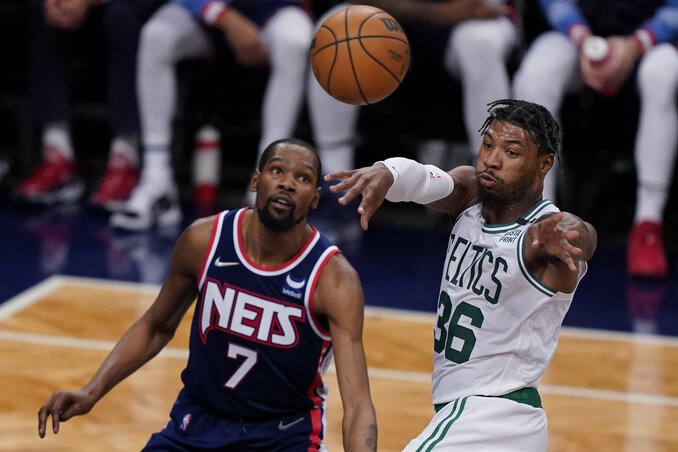 Kevin Durant és társai tehetetlenek voltak a Boston szervezett játéka ellen (Fotó: Beta/AP) Kevin Durant és társai tehetetlenek voltak a Boston szervezett játéka ellen (Fotó: Beta/AP)
