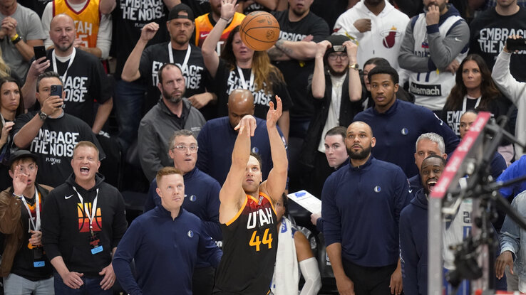 Bogdanović utolsó, elhibázott dobása (Fotó: Beta/AP) Bogdanović utolsó, elhibázott dobása (Fotó: Beta/AP)