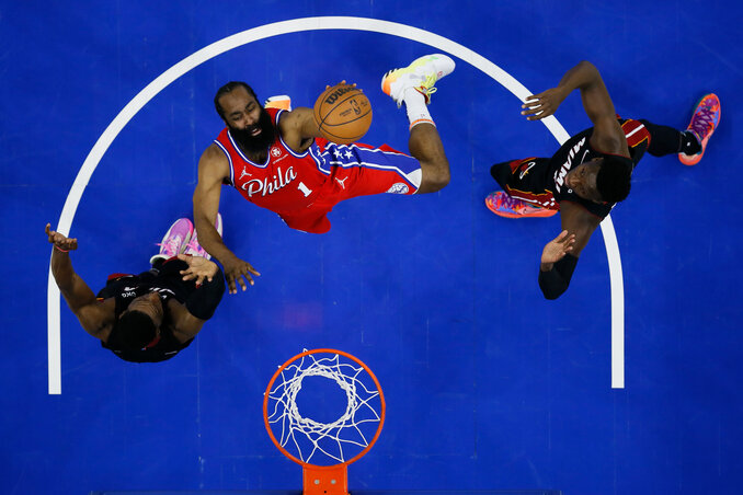 Harden kísérlete felülnézetből (Fotó: Beta/AP) Harden kísérlete felülnézetből (Fotó: Beta/AP)