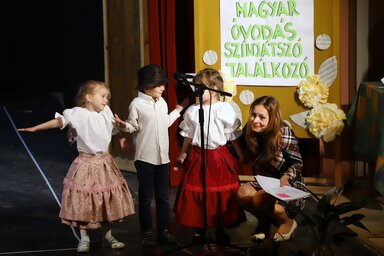 Az idén utolsó alkalommal sereglenek össze az ovis színjátszók (Lakatos János felvétele)