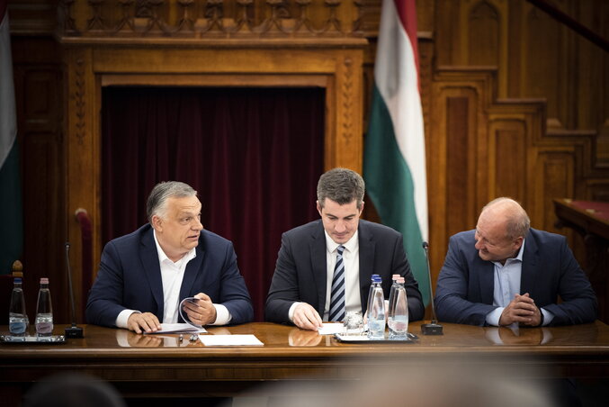 Orbán Viktor kedden a Fidesz–KDNP frakciószövetség ülésén bemutatta kormánya szerkezetét (Fotó: MTI)