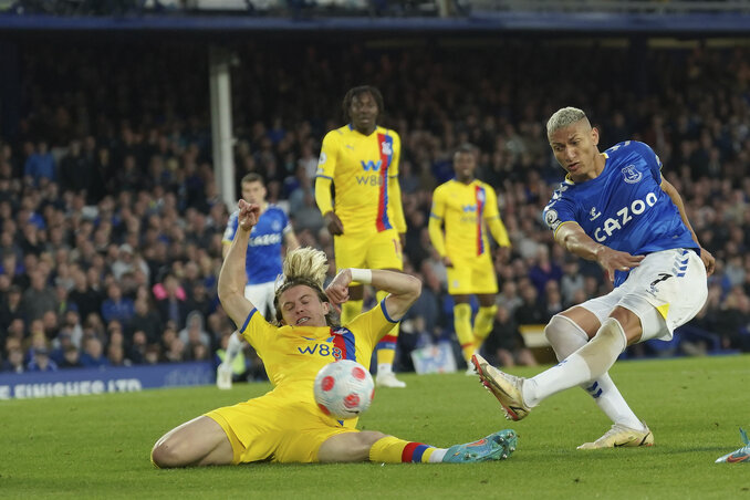 Richarlison egyenlített a Goodison Parkban (Fotó: Beta/AP)