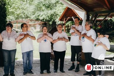 A fiatalok fel is léptek az ünnepségen (Fotó: Puskás Károly)