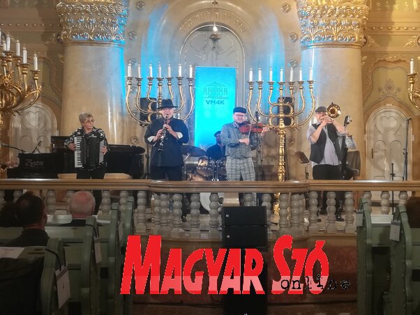 A Budapest Klezmer Band a szabadkai Zsinagógában (Fotó: Lukács Melinda)