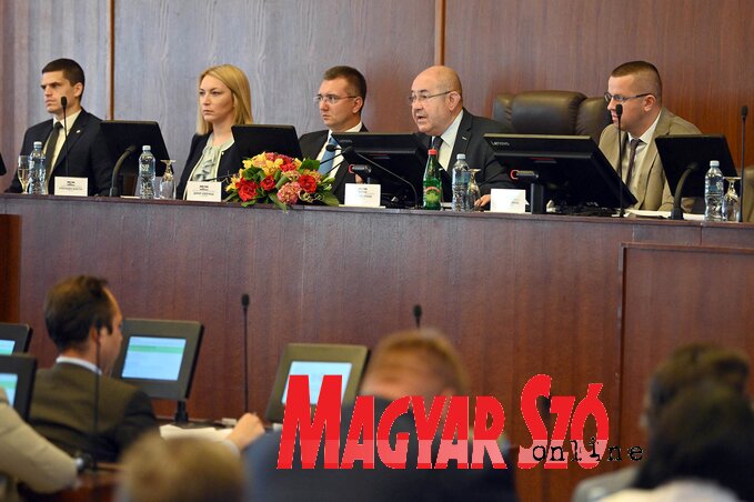 Nem volt teljes egyetértés az ombudsman, de a fejlesztési ügynökség jelentése kapcsán sem (Ótos András felvétele) Nem volt teljes egyetértés az ombudsman, de a fejlesztési ügynökség jelentése kapcsán sem (Ótos András felvétele)