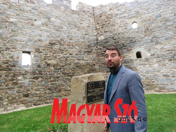Ilija Jacanović (török) fordítóból lett idegenvezető (Fotó: Miklós Hajnalka) Ilija Jacanović (török) fordítóból lett idegenvezető (Fotó: Miklós Hajnalka)